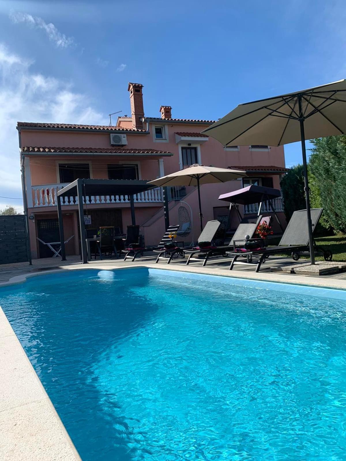 Holiday Home Natasha Svetvincenat Ngoại thất bức ảnh